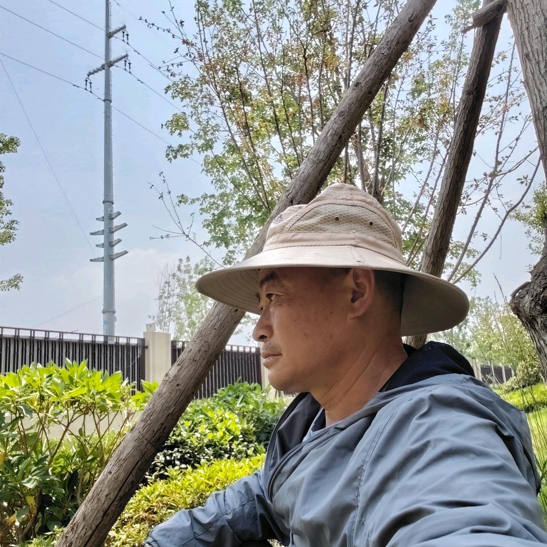 睿（万物土中生）祥