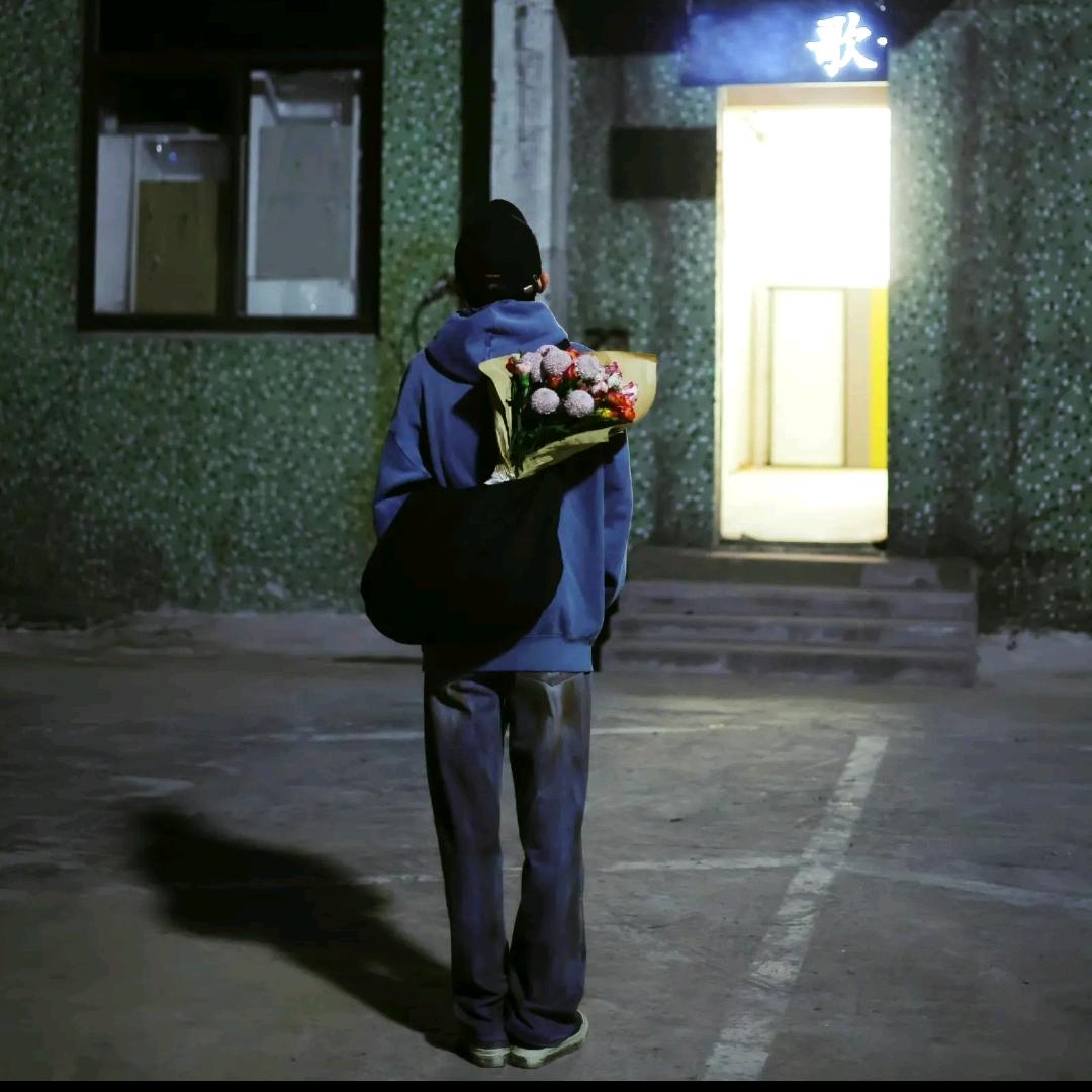 是小严呐！！！