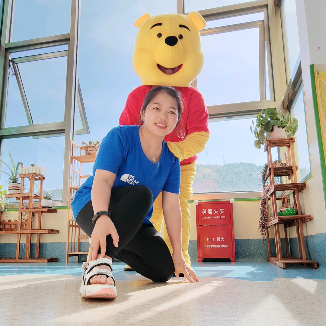 这世界💃属于我