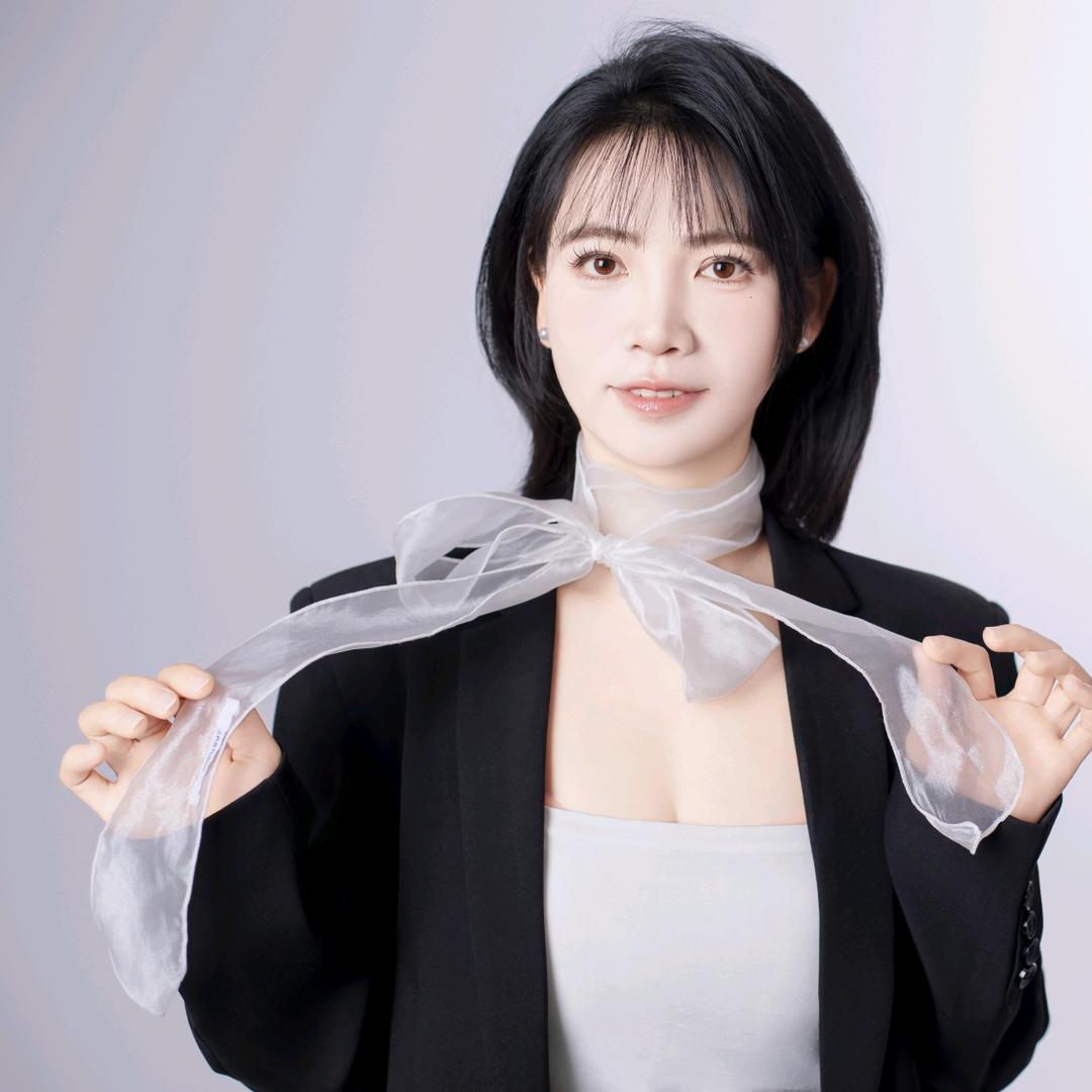 甜心瑜伽花朵老师