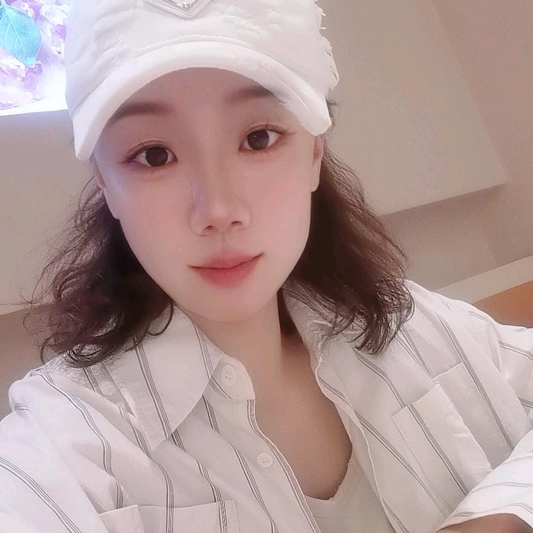 曲小花🌹