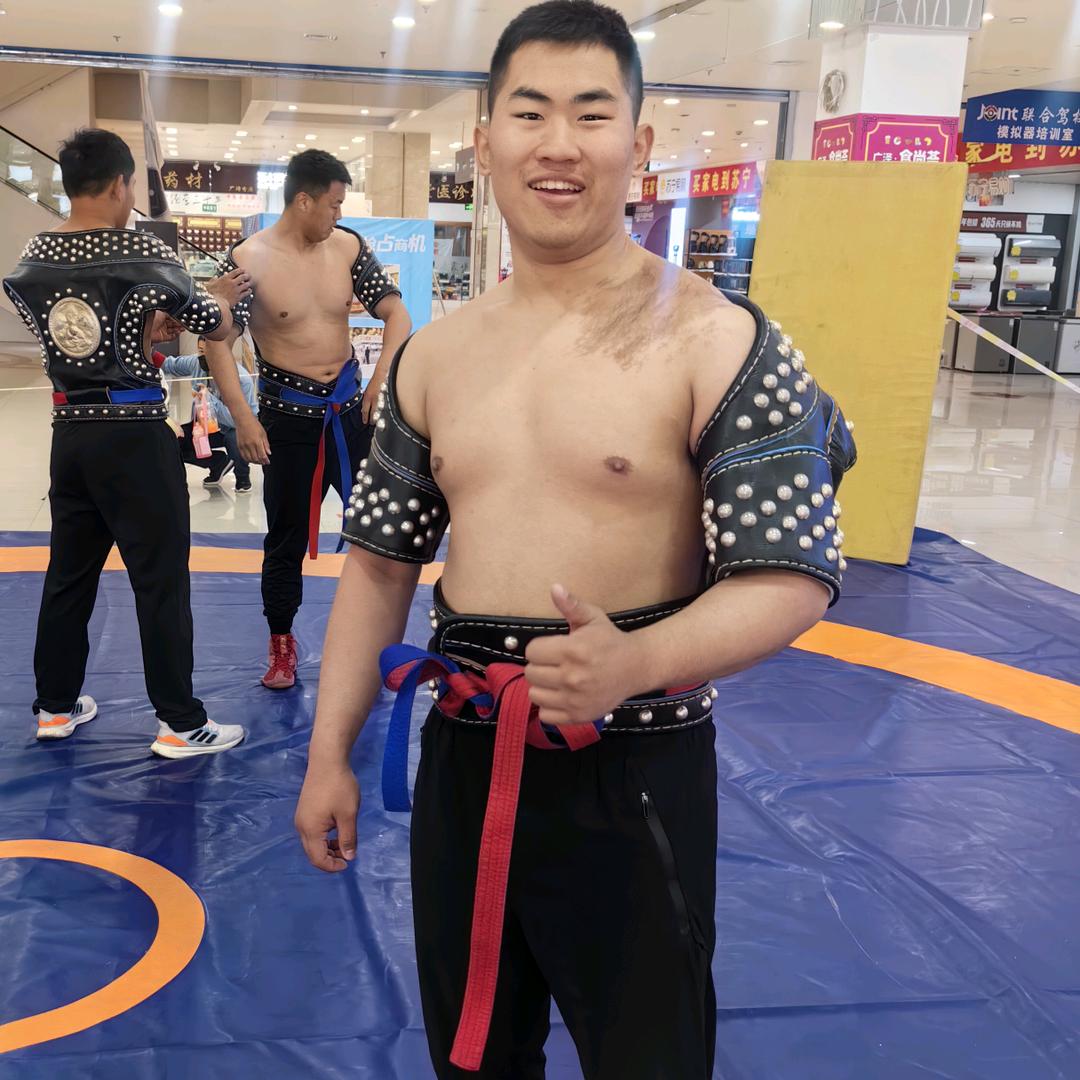 摔德缸