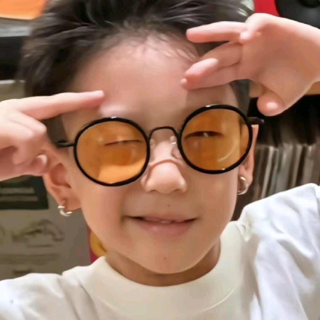 XF同学HENOK