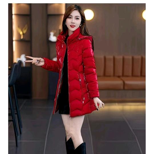 谁知心中苦有苦向谁说心里的痛谁能体会？