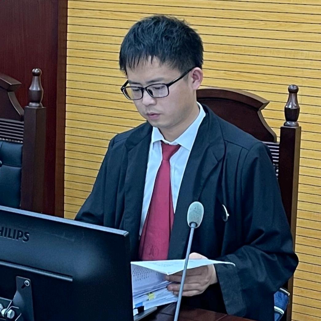 武汉刑事律师余飞