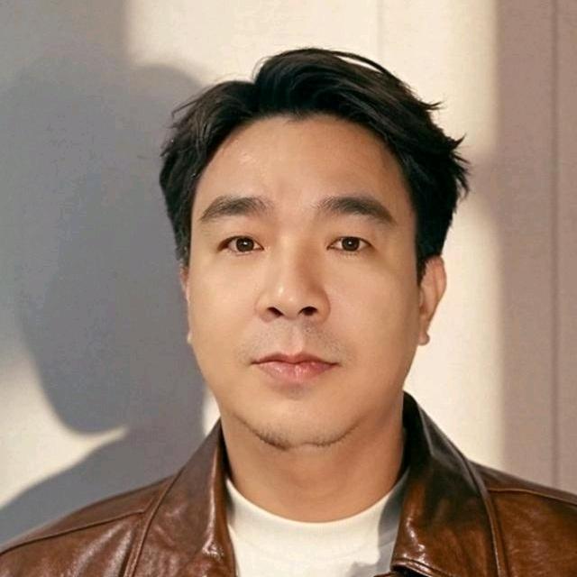 林華龍 lsy