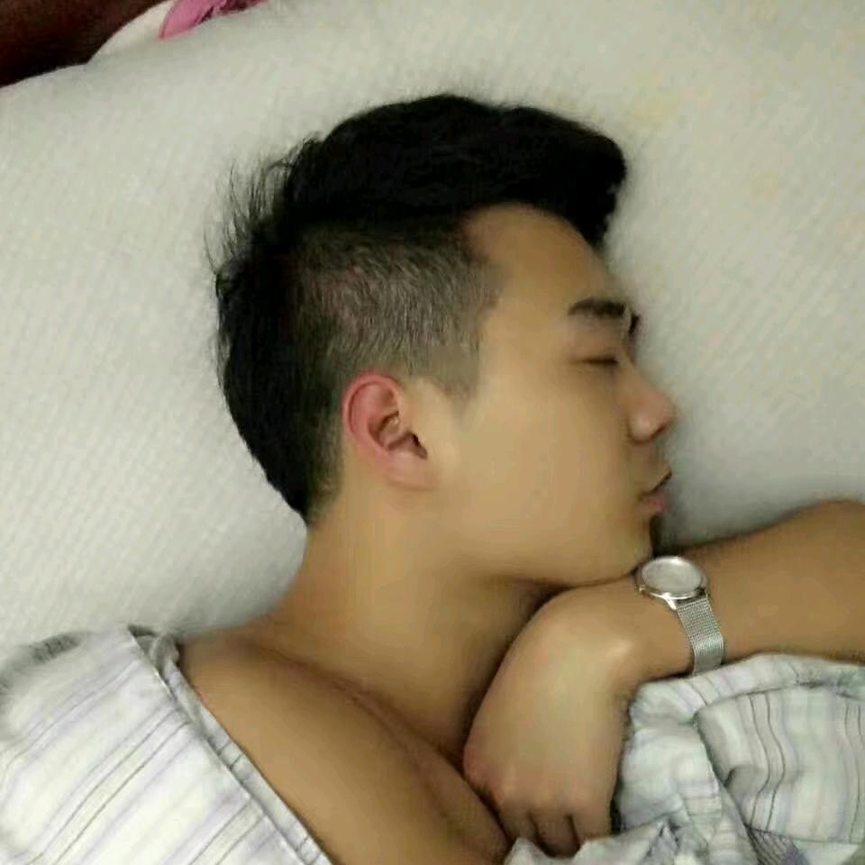 从小就是(秦)快人