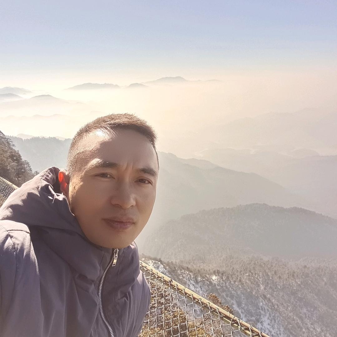 张晨旭