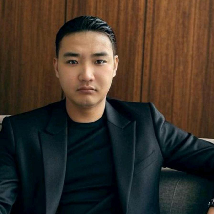 一个帅的不明显的胖子