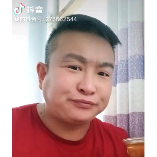 德东铝材装卸有限公司。