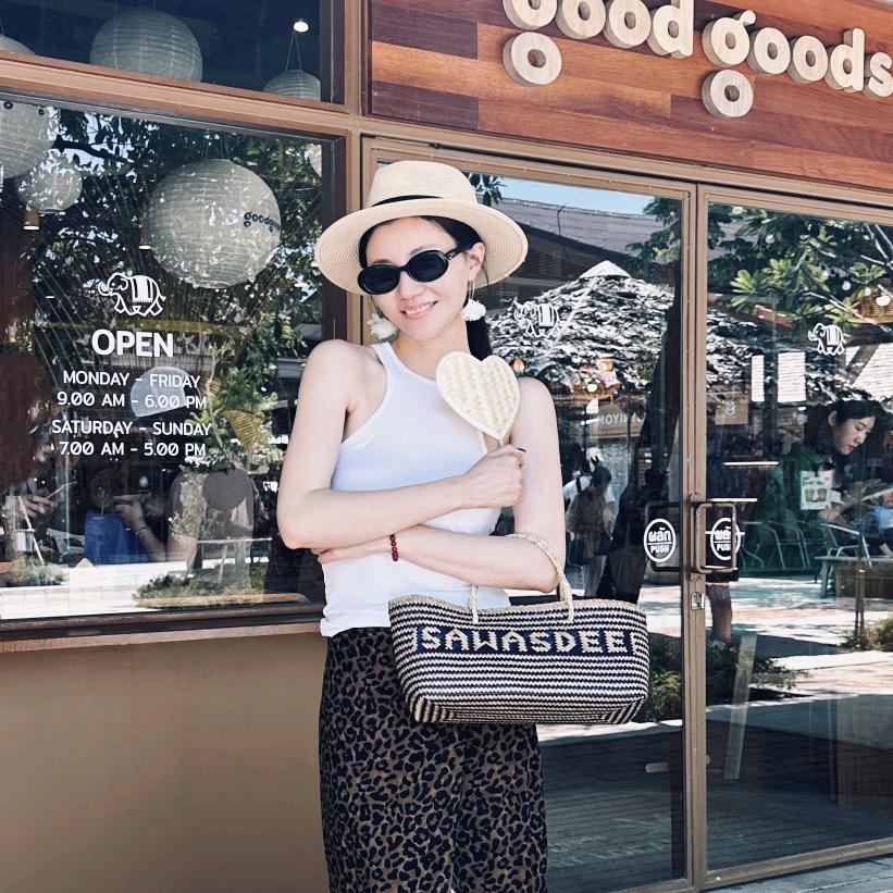 安娜小姐姐@抖音