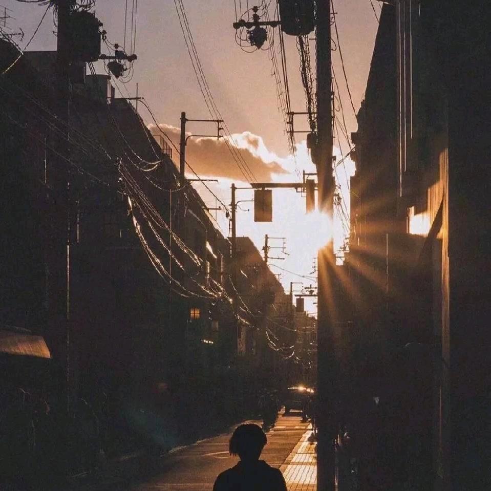 鸣晨泉   (养眼版)