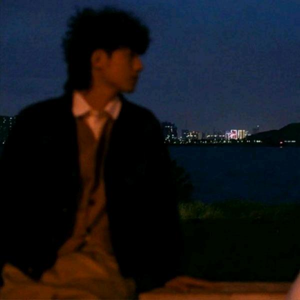 人在山里没信号