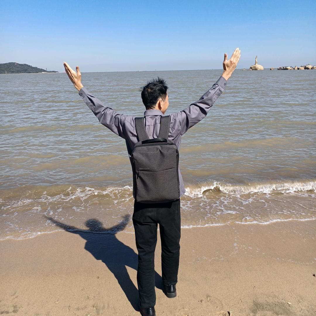 梁爽