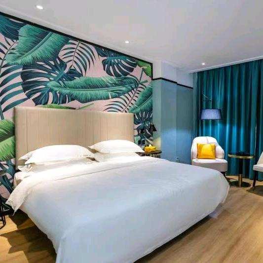 玉林名人轻享时光酒店