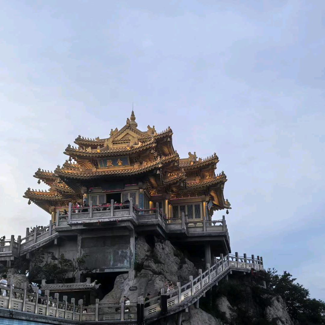 玻璃碎片