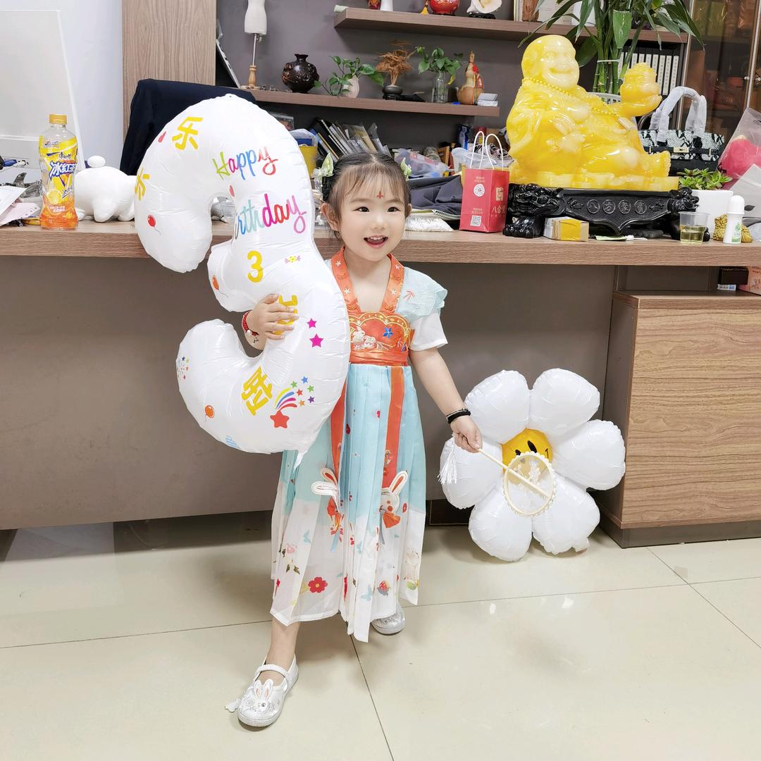 小婧