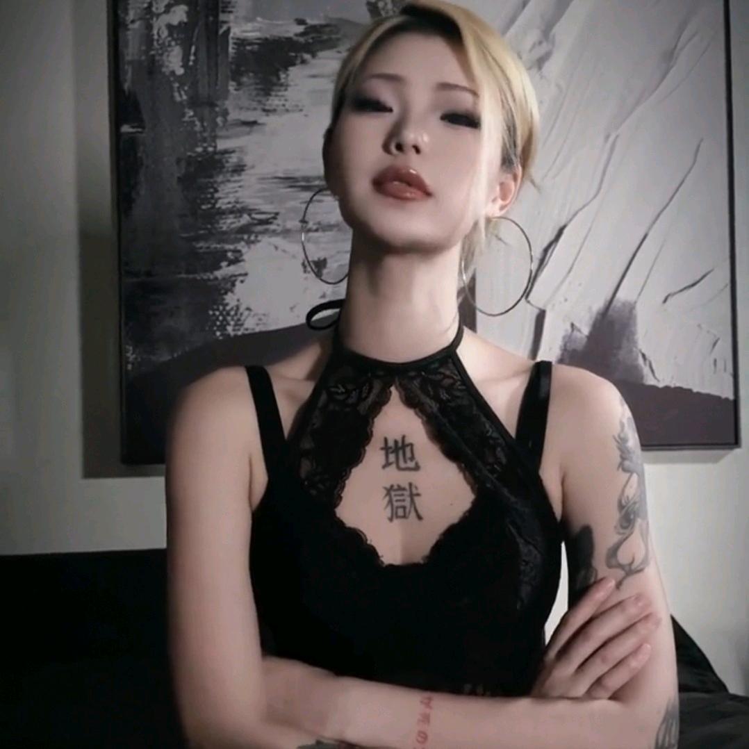 S明月