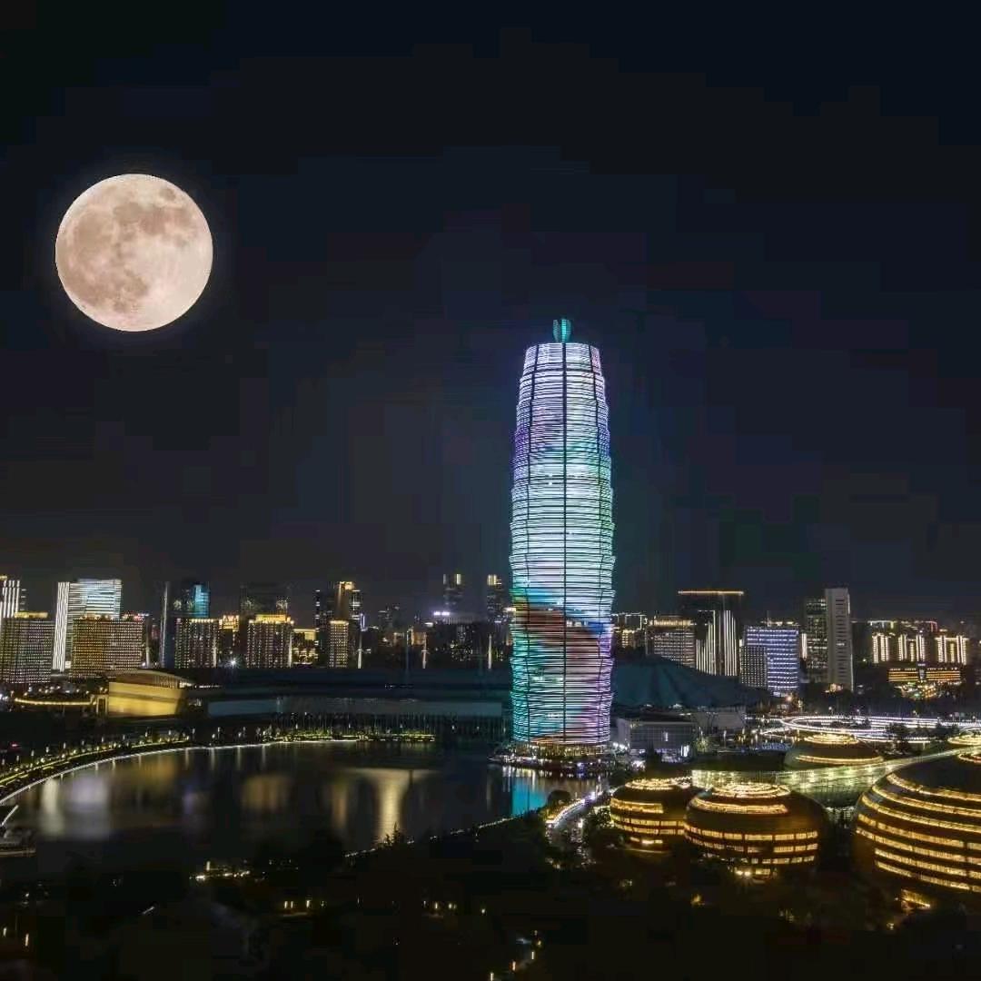 聚善心，行善德