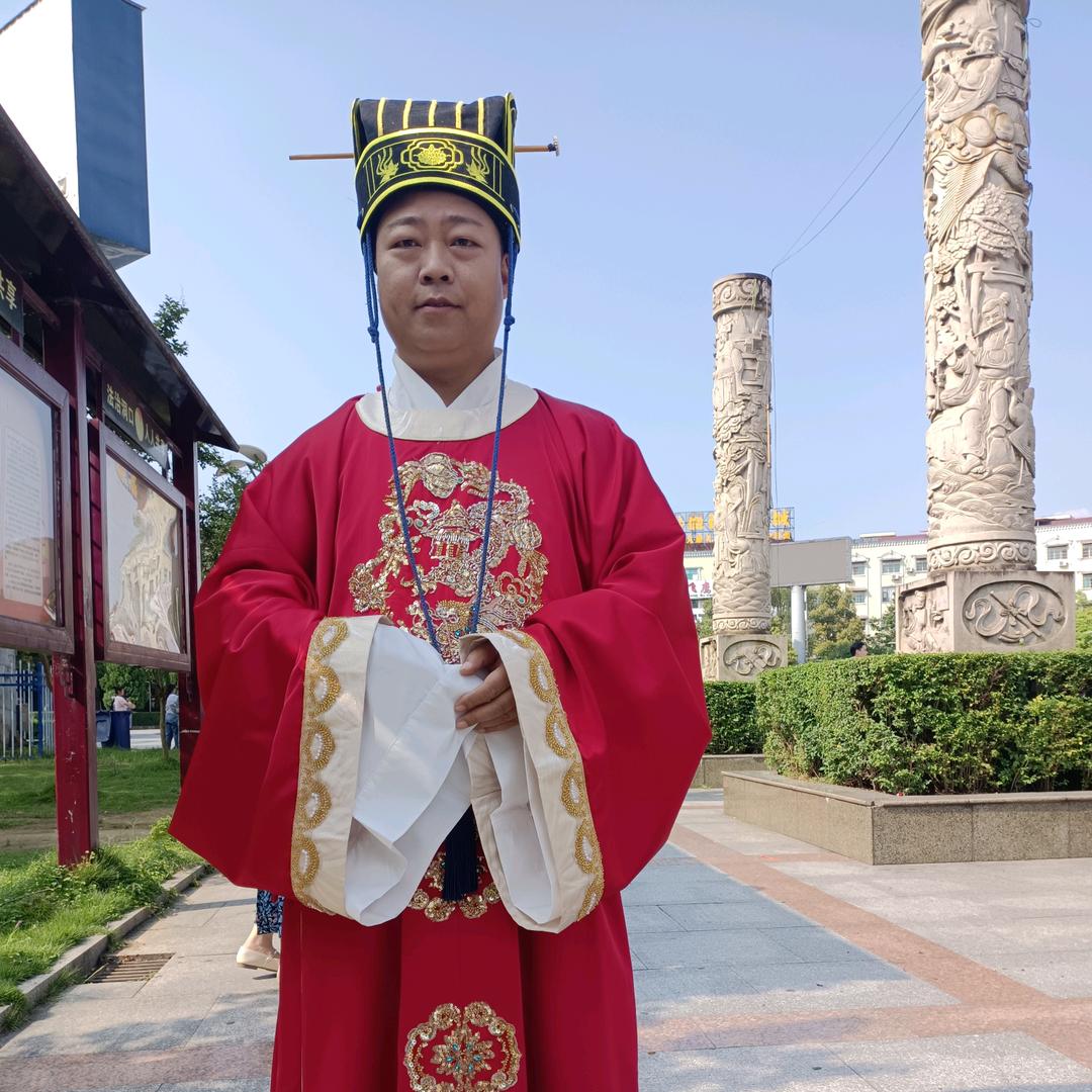 洞口鼎红演艺市场部耀哥