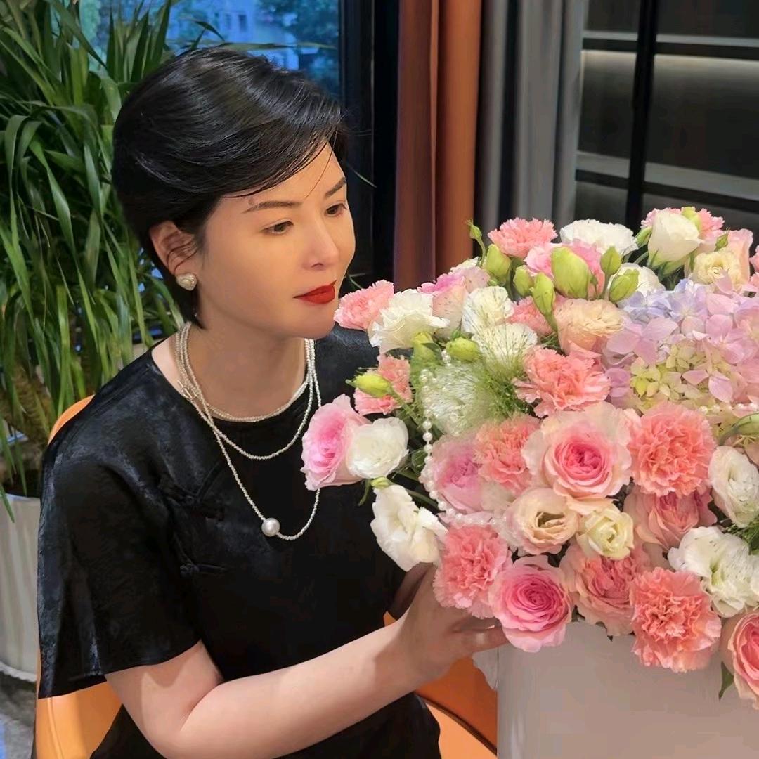 沛县L T高端女装