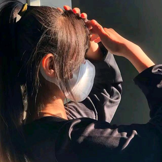 草莓不梅