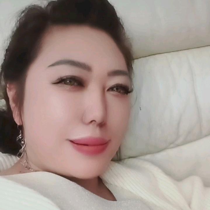 🎋🎉小鸟依人🍷 💋