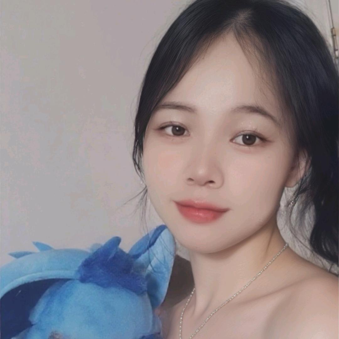 Z.｀章 玥