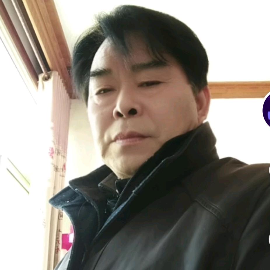 990885869
