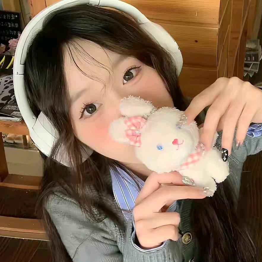 小美.