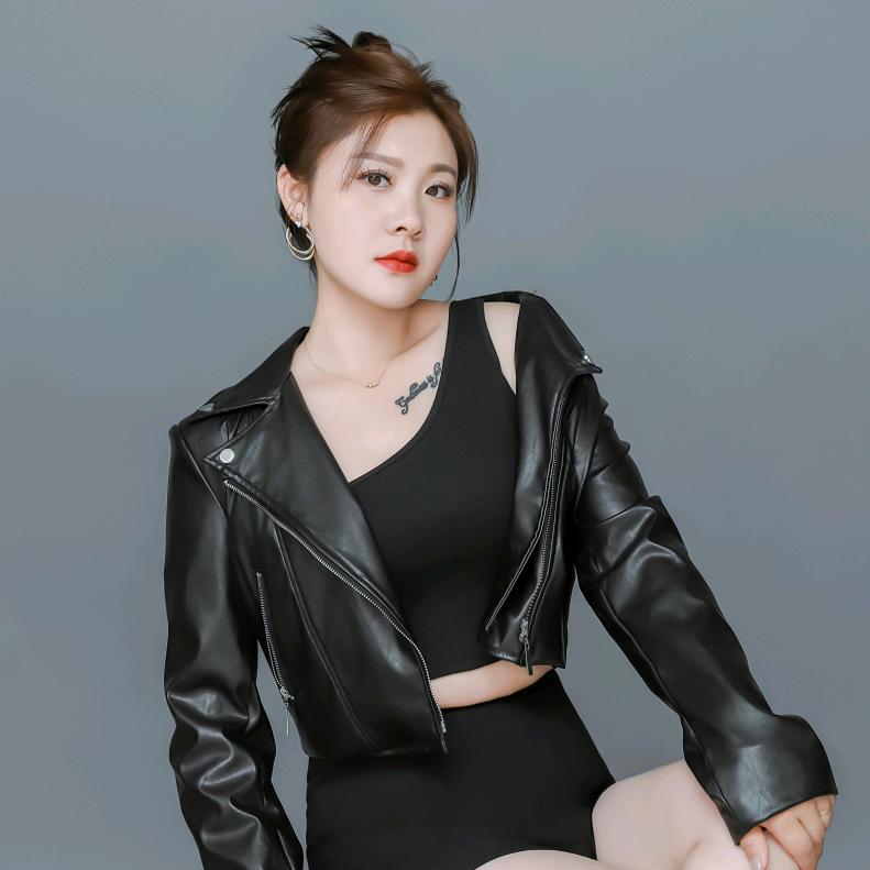 小月吖