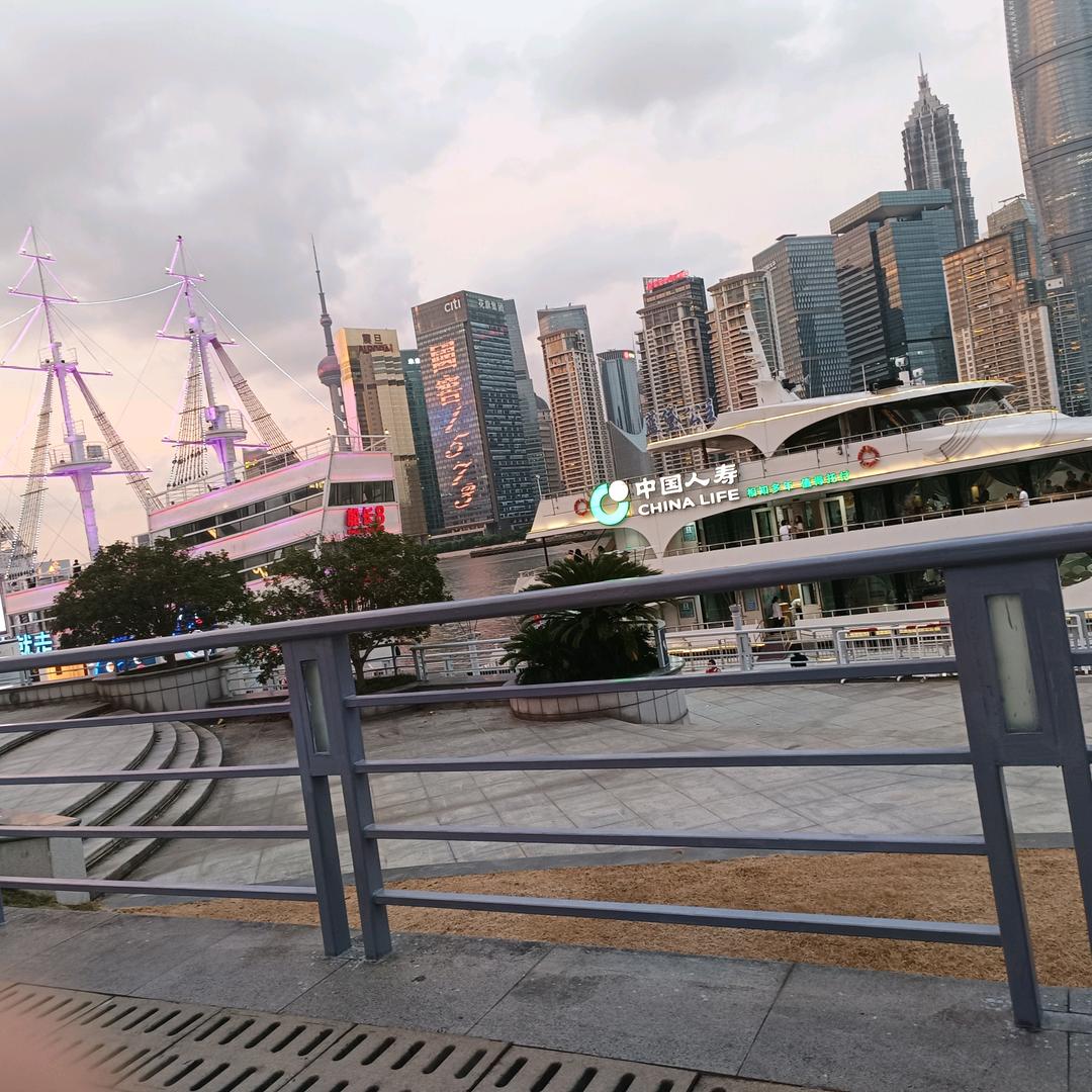 回不去的从前。