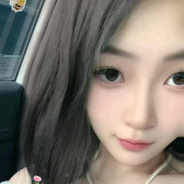 卖包包的童童