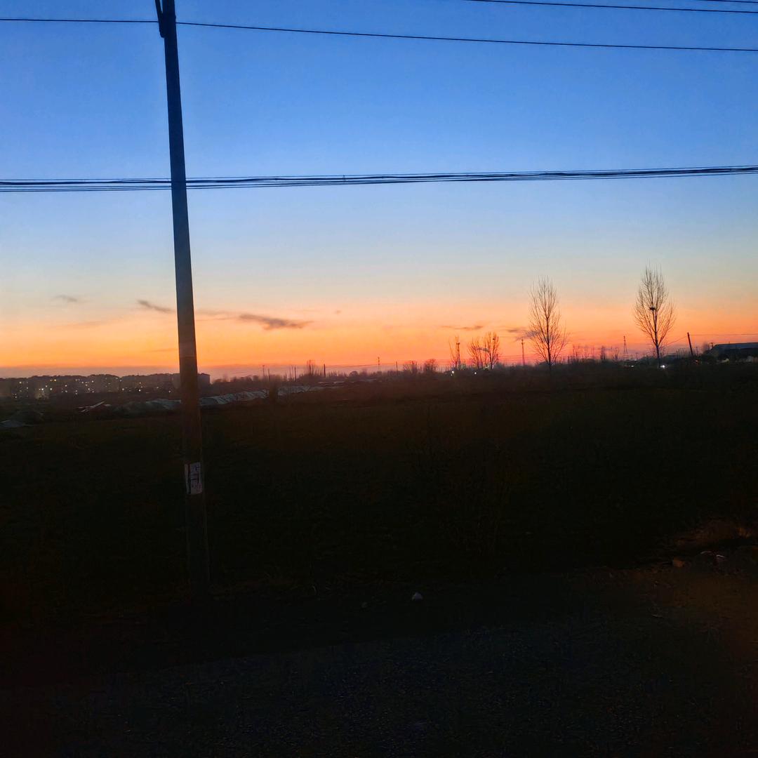 🌈❤️ (  ⚫︎ー⚫︎  )