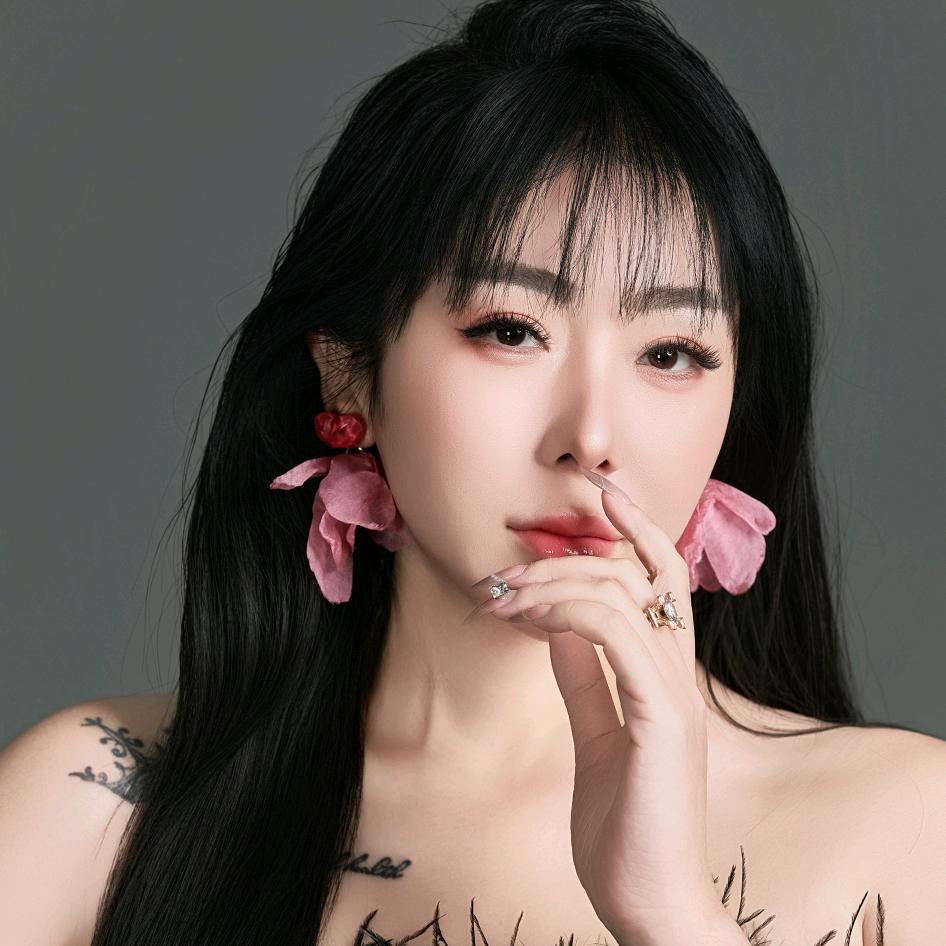 俪诺³⁷⁷⁷ 💫