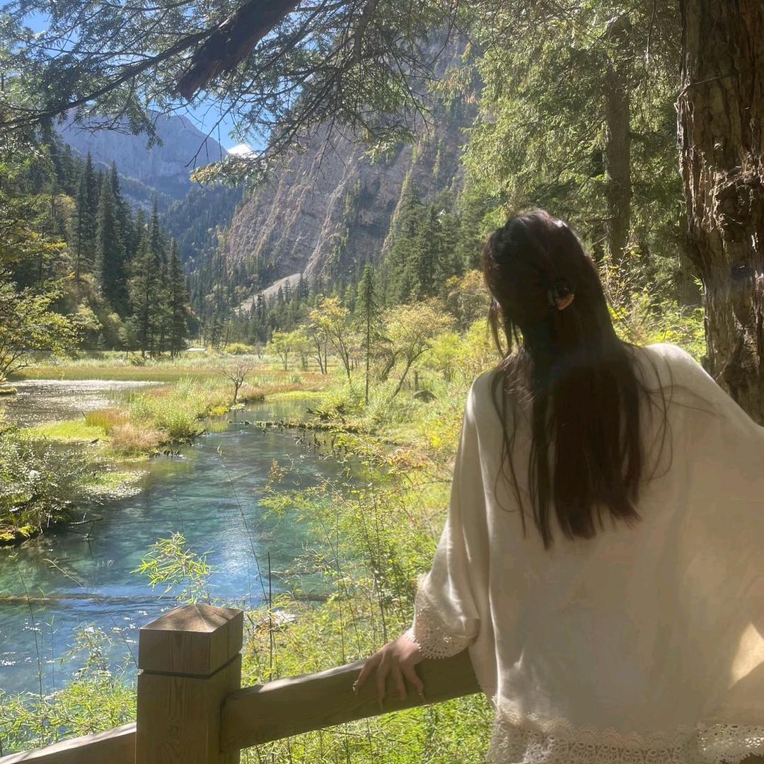 性感母蟑螂狂抽188男模嫩臀