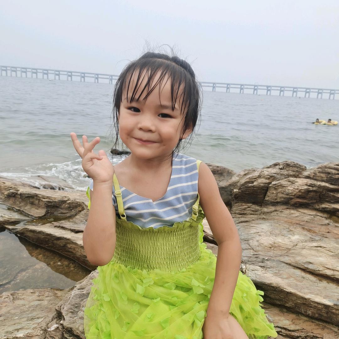 瓦房店市回收旧衣服旧鞋旧包旧手机