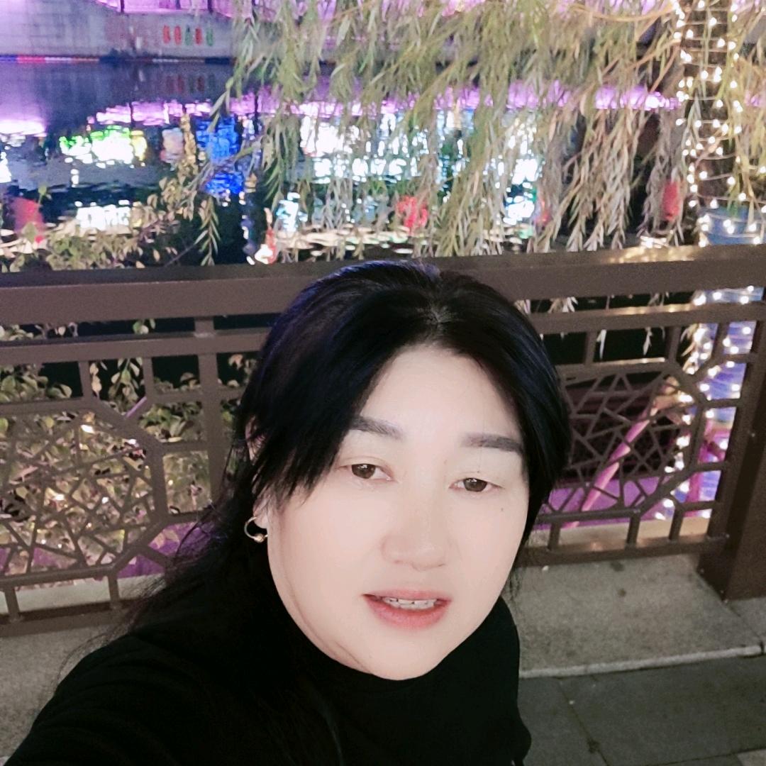 无锡祥辉木皮齿接设备有限公司：《秦》