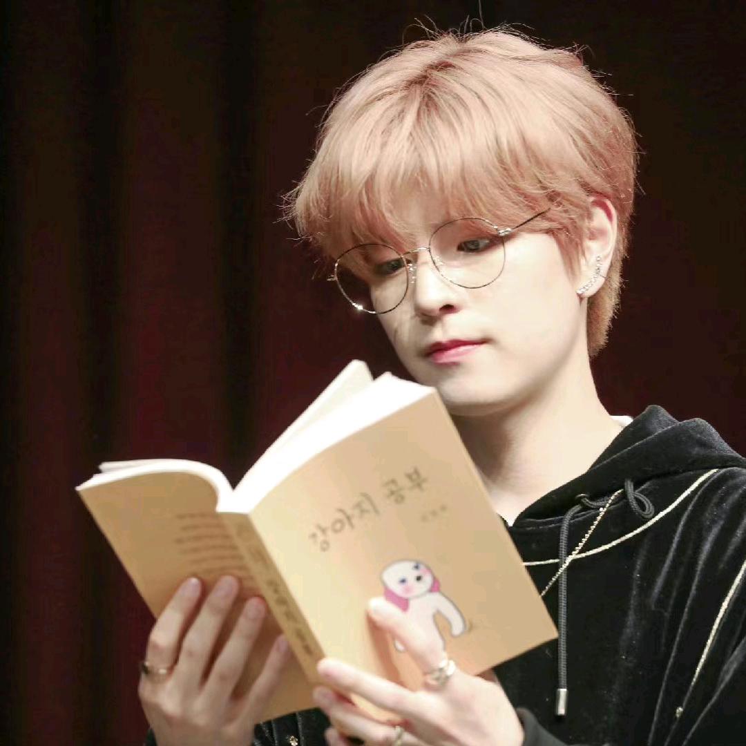 Kim  Seung懵🐶