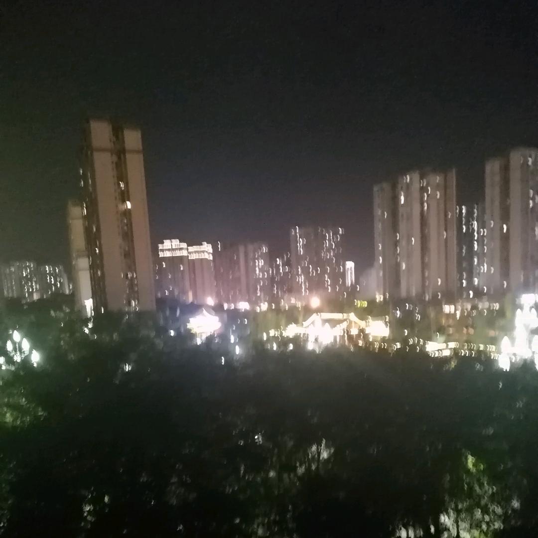 好好生活，努力奋斗