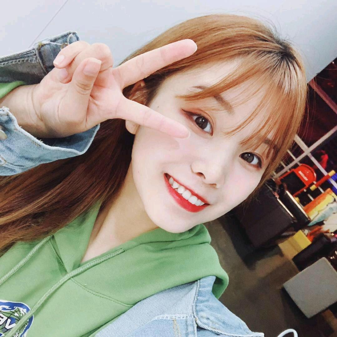 娜娜头像