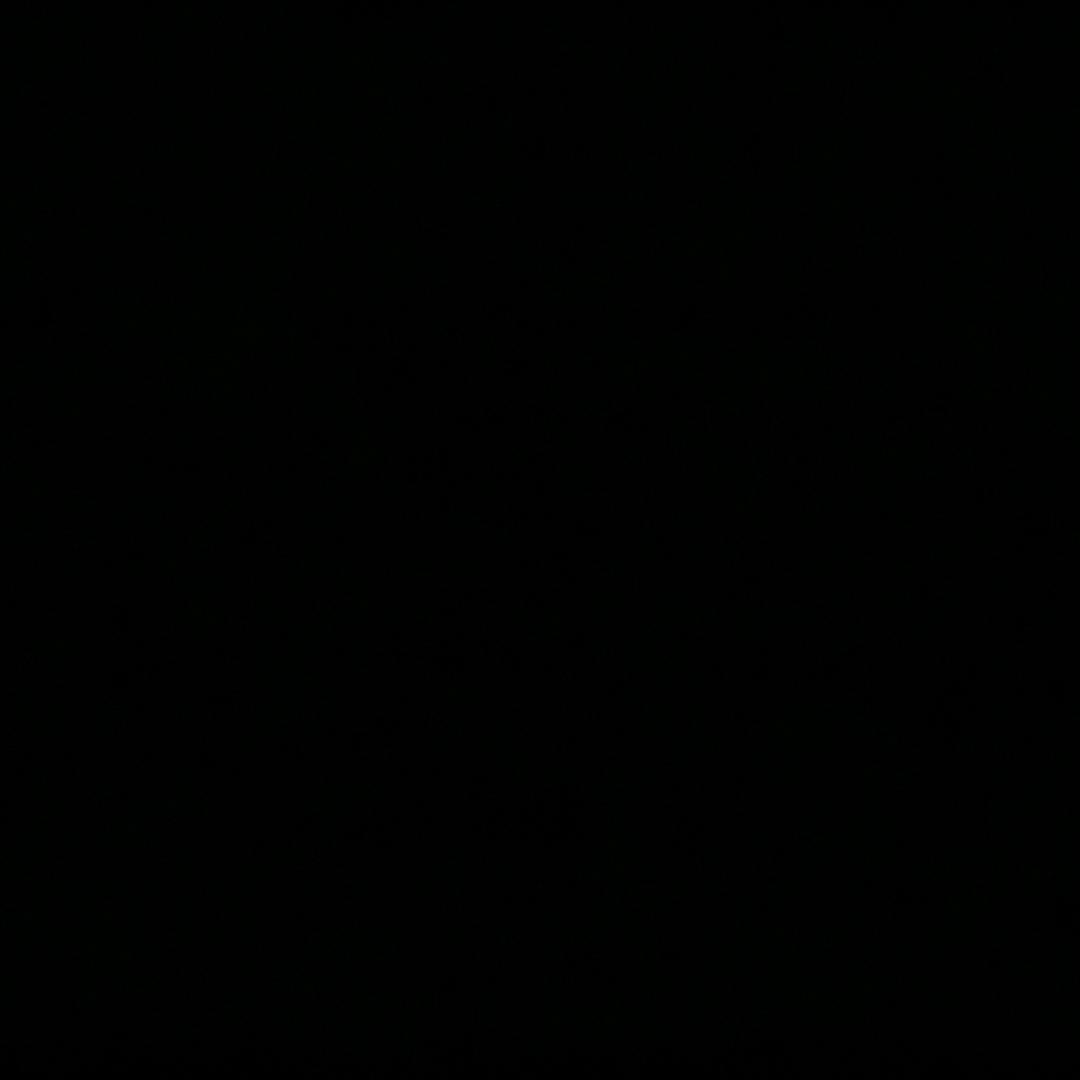 ¥
