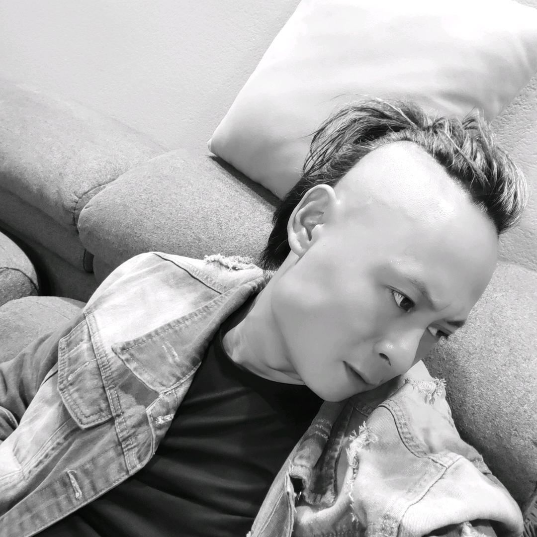 你好，我叫阿樂