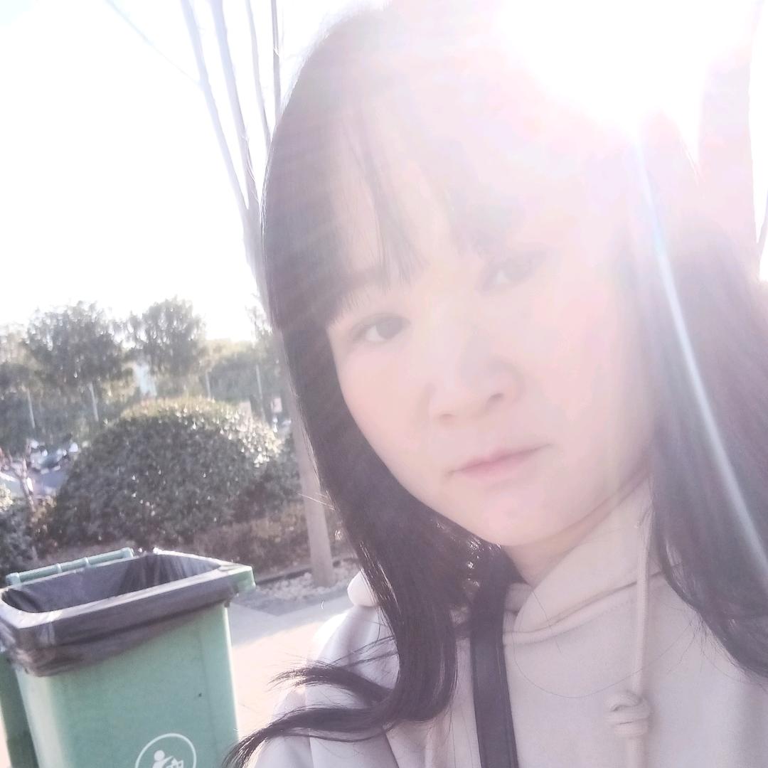 A我只想要微笑  、