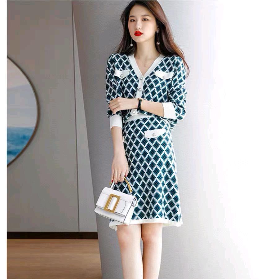 她时光服饰工厂店