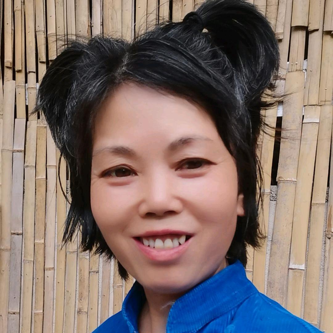 乡村新姐（6899）