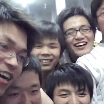 Xie忙着赚钱