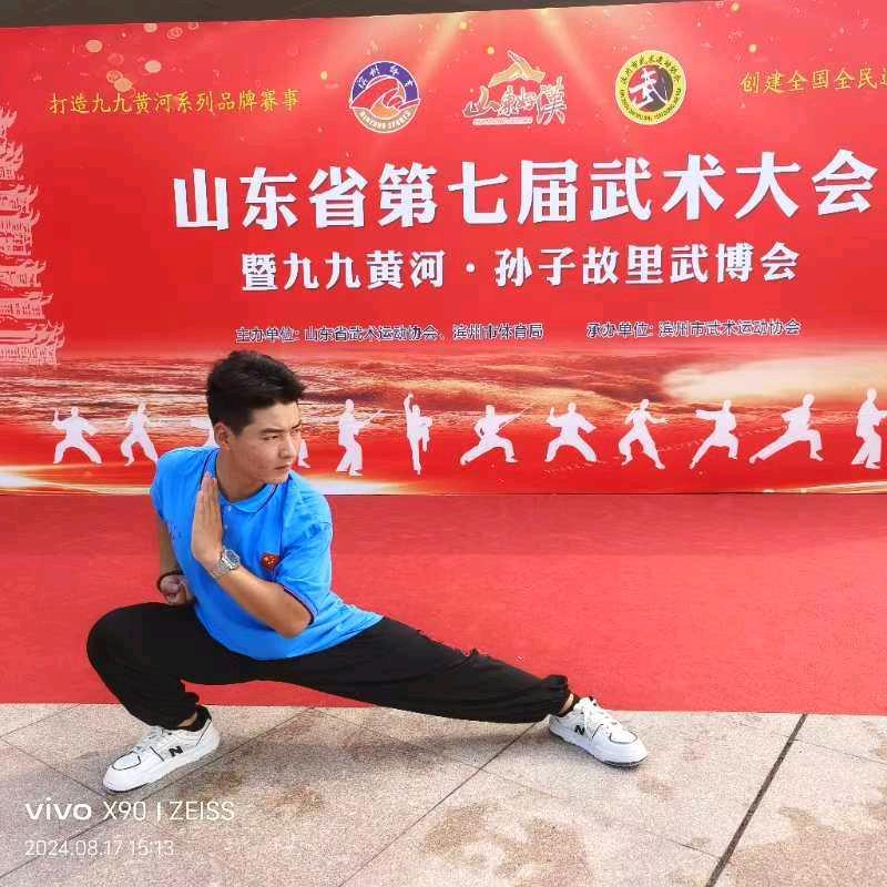 枣庄腾跃武术王教练