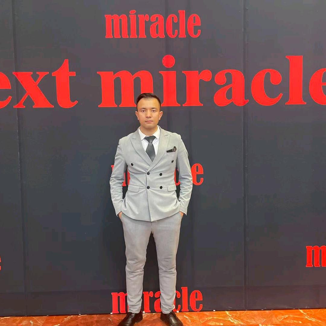 吐尔逊江 毕业新疆大学  创业者