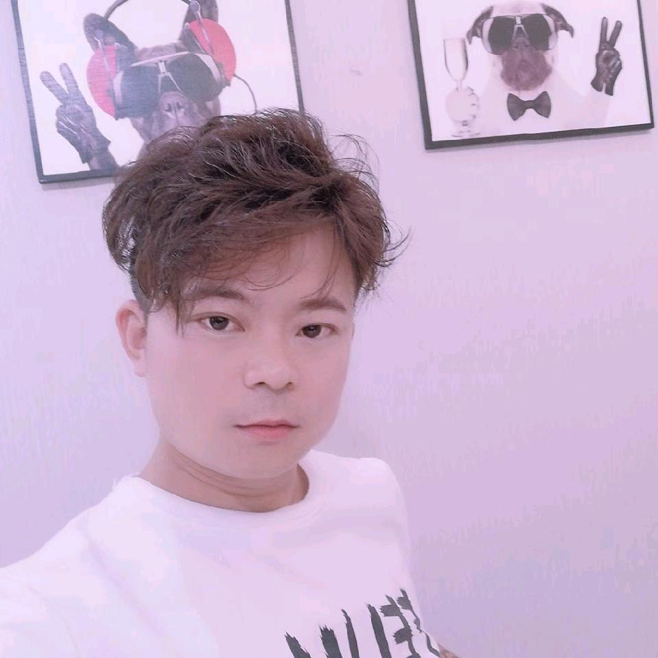 啊文（在武汉）
